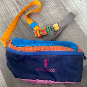 Cotopaxi crossbody/fanny pack